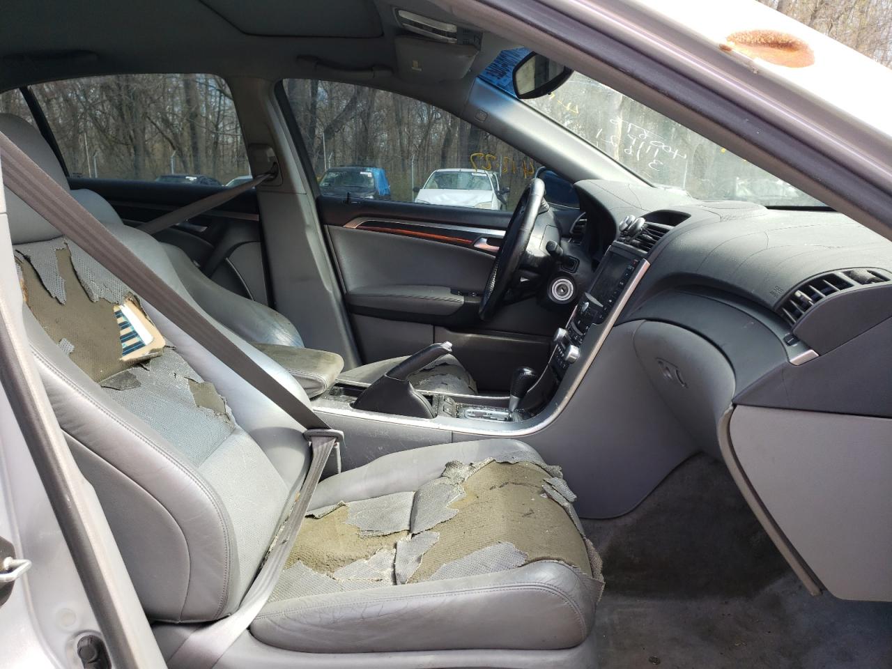Photo 5 from auction – 2004 ACURA TL with VIN 19UUA66284A003823