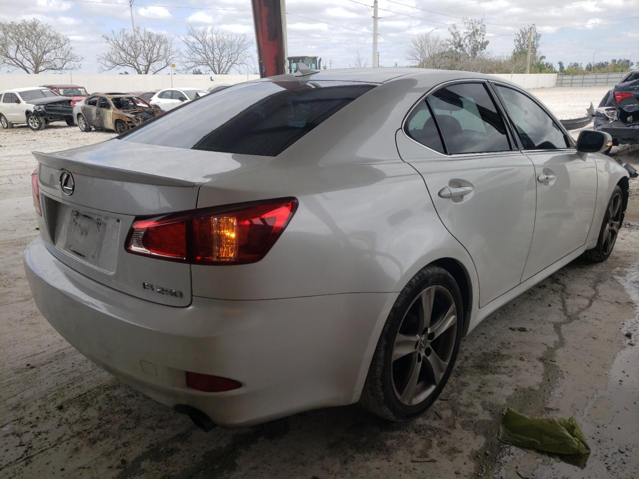 Photo 4 from auction – 2013 LEXUS IS 250 with VIN JTHBF5C26D5188869