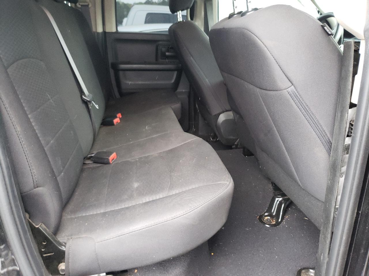 Photo 6 from auction – 2019 RAM 1500 CLASS with VIN 1C6RR6FG2KS530103