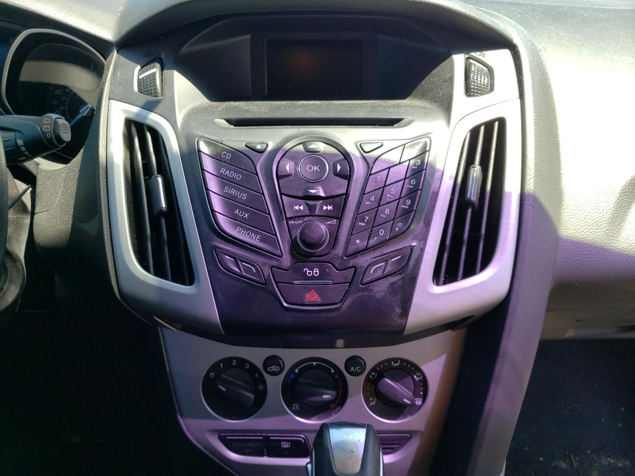 Photo 9 from auction – 2012 FORD FOCUS SE with VIN 1FAHP3K26CL419252