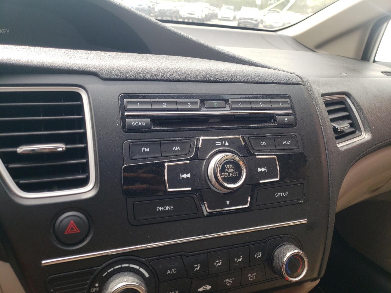 Photo 9 from auction – 2014 HONDA CIVIC LX with VIN 19XFB2F57EE051450