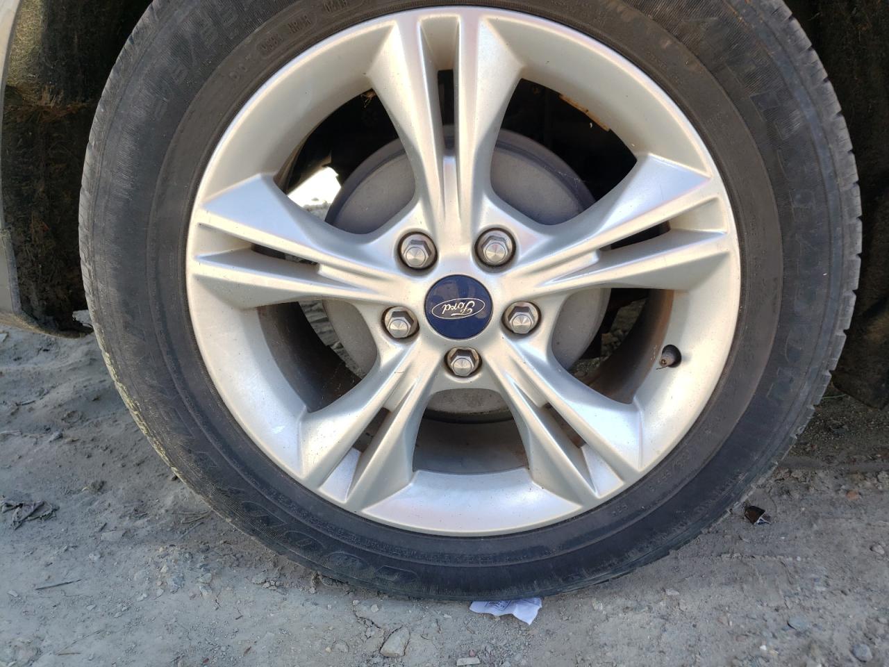 Photo 9 from auction – 2014 FORD FOCUS SE with VIN 1FADP3F26EL180877