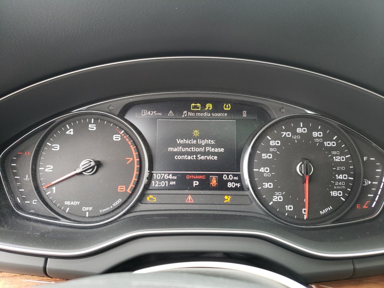 Photo 8 from auction – 2021 AUDI Q5 PREMIUM with VIN WA1AAAFY2M2106040