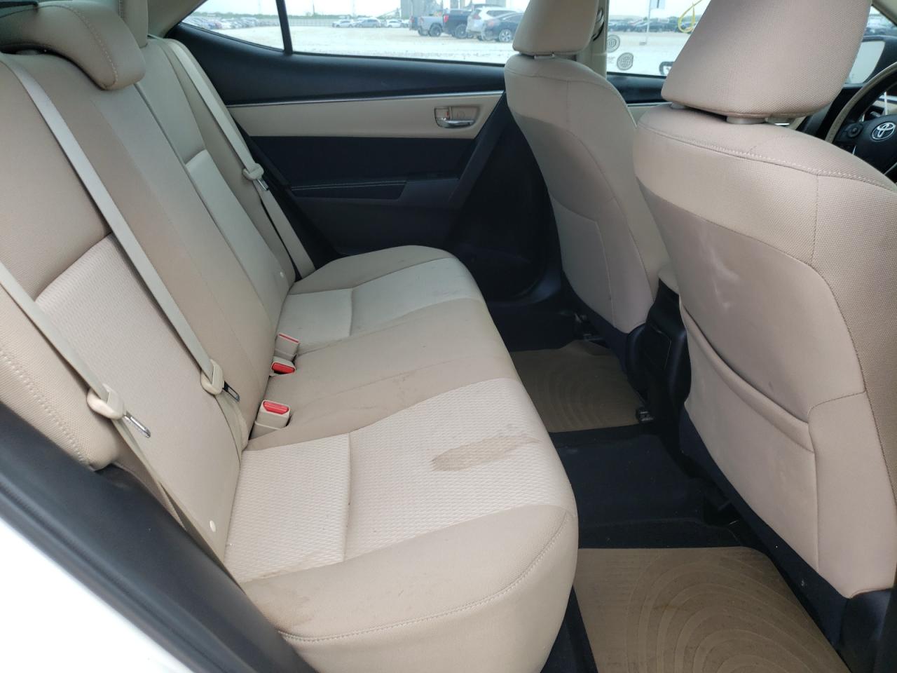 Photo 6 from auction – 2014 TOYOTA COROLLA L with VIN 5YFBURHE1EP013127