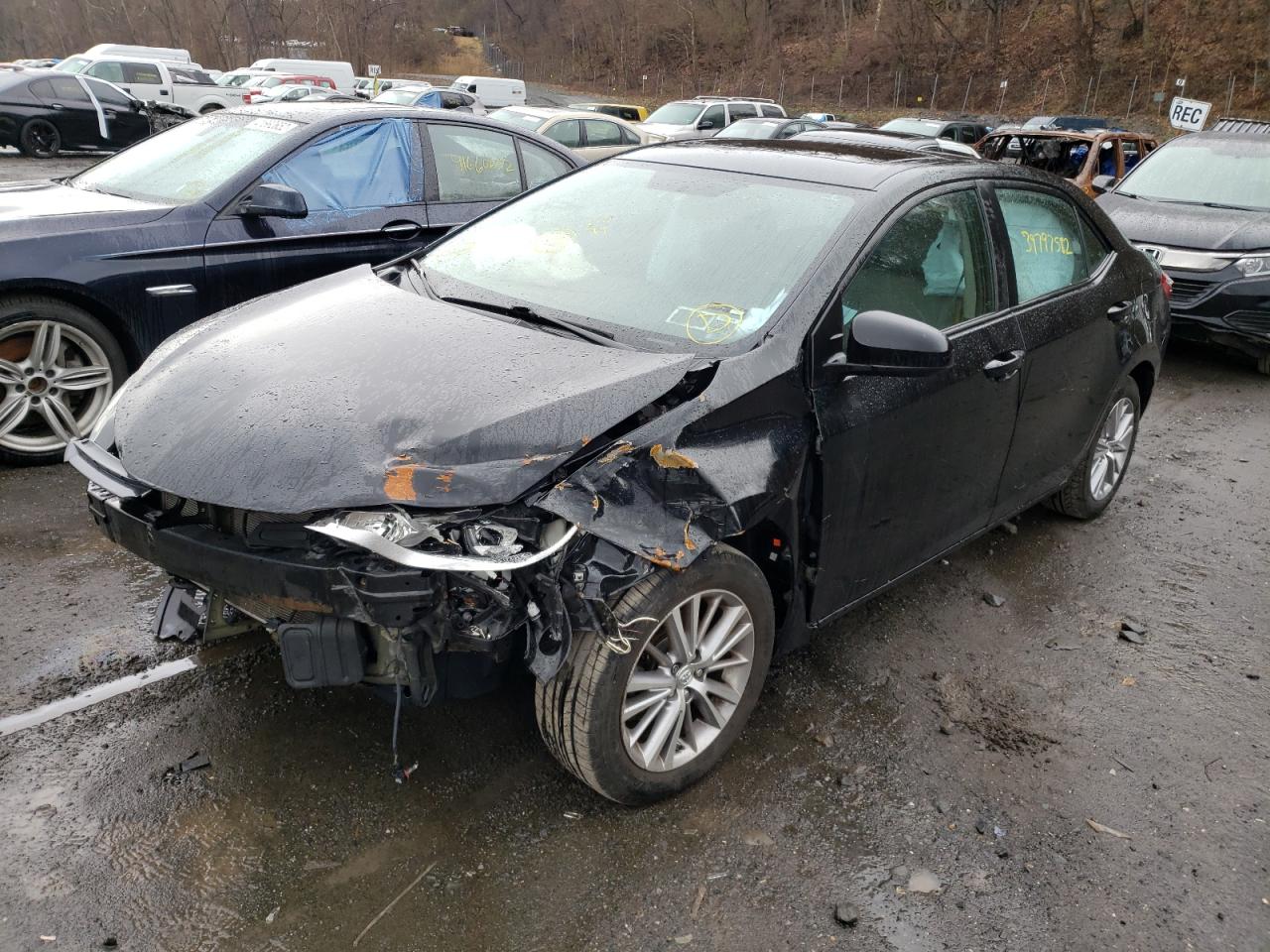 Photo 2 from auction – 2015 TOYOTA COROLLA L with VIN 2T1BURHE2FC286675