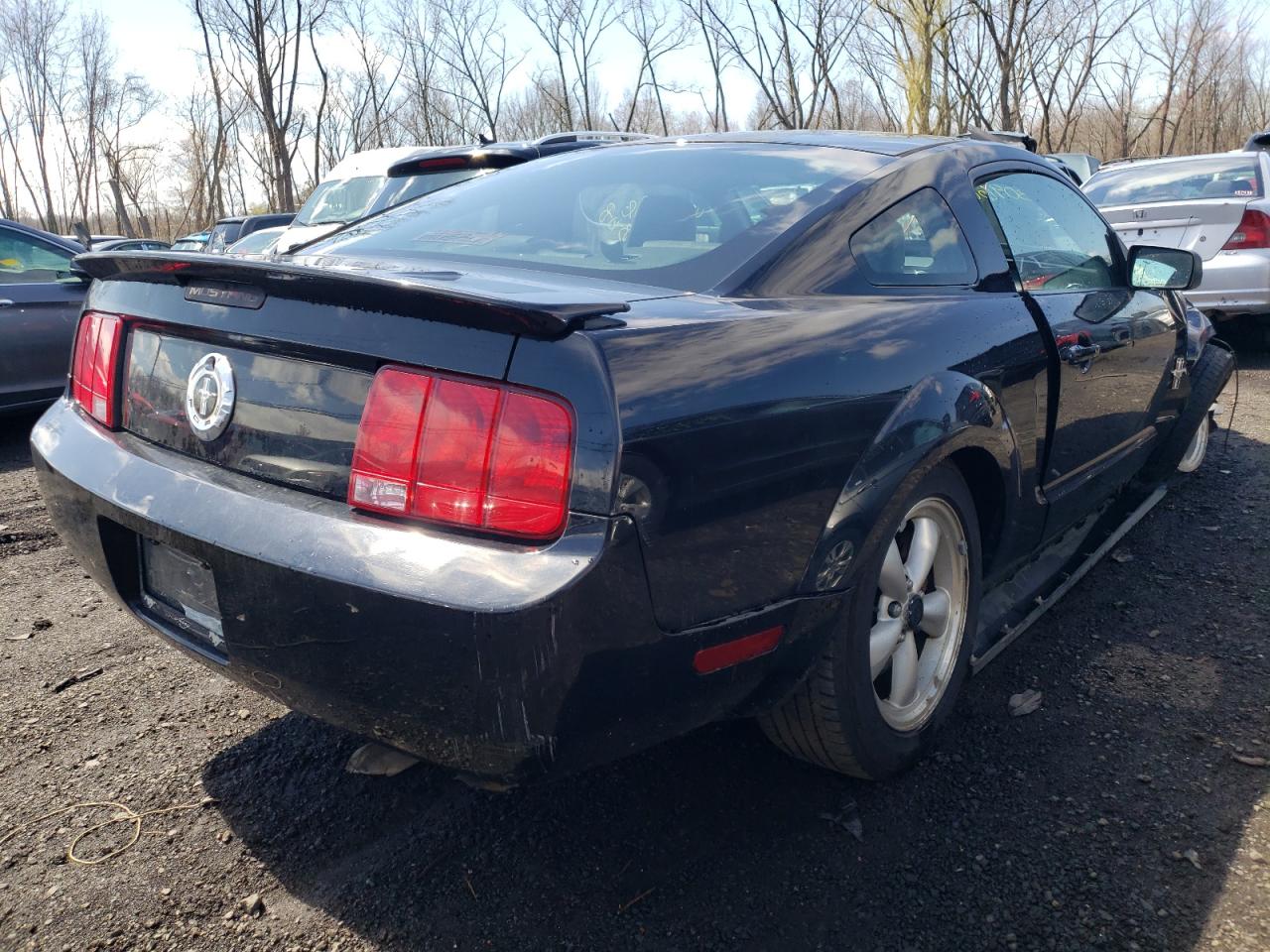 Photo 4 from auction – 2007 FORD MUSTANG with VIN 1ZVFT80N775319613