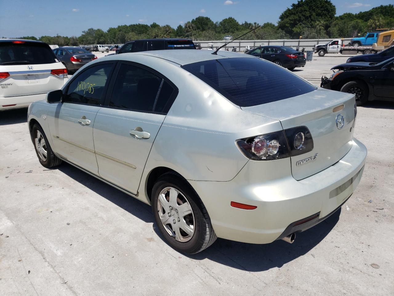 Photo 3 from auction – 2008 MAZDA 3 I with VIN JM1BK12F081111289