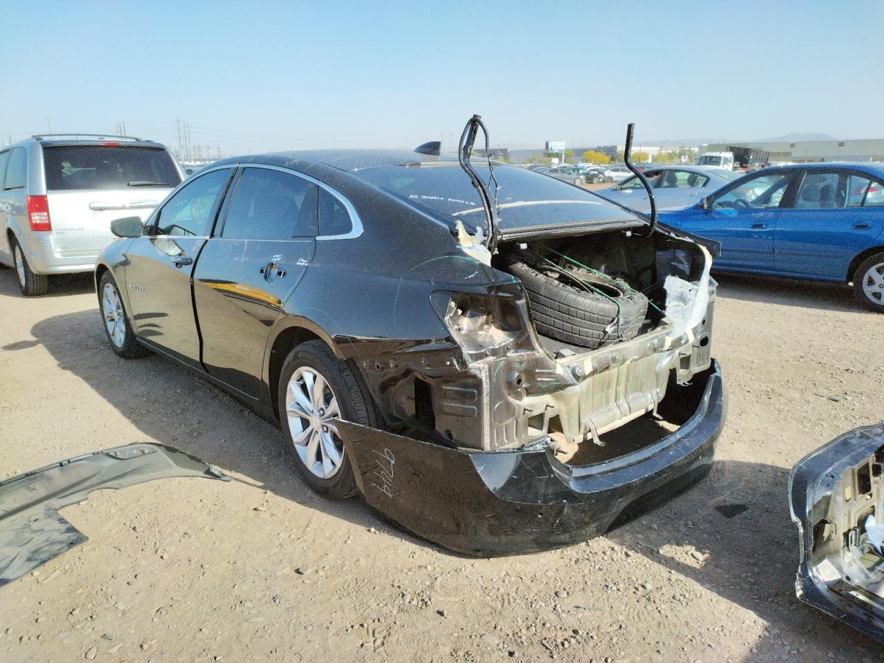 Photo 3 from auction – 2019 CHEVROLET MALIBU LT with VIN 1G1ZD5ST8KF127555