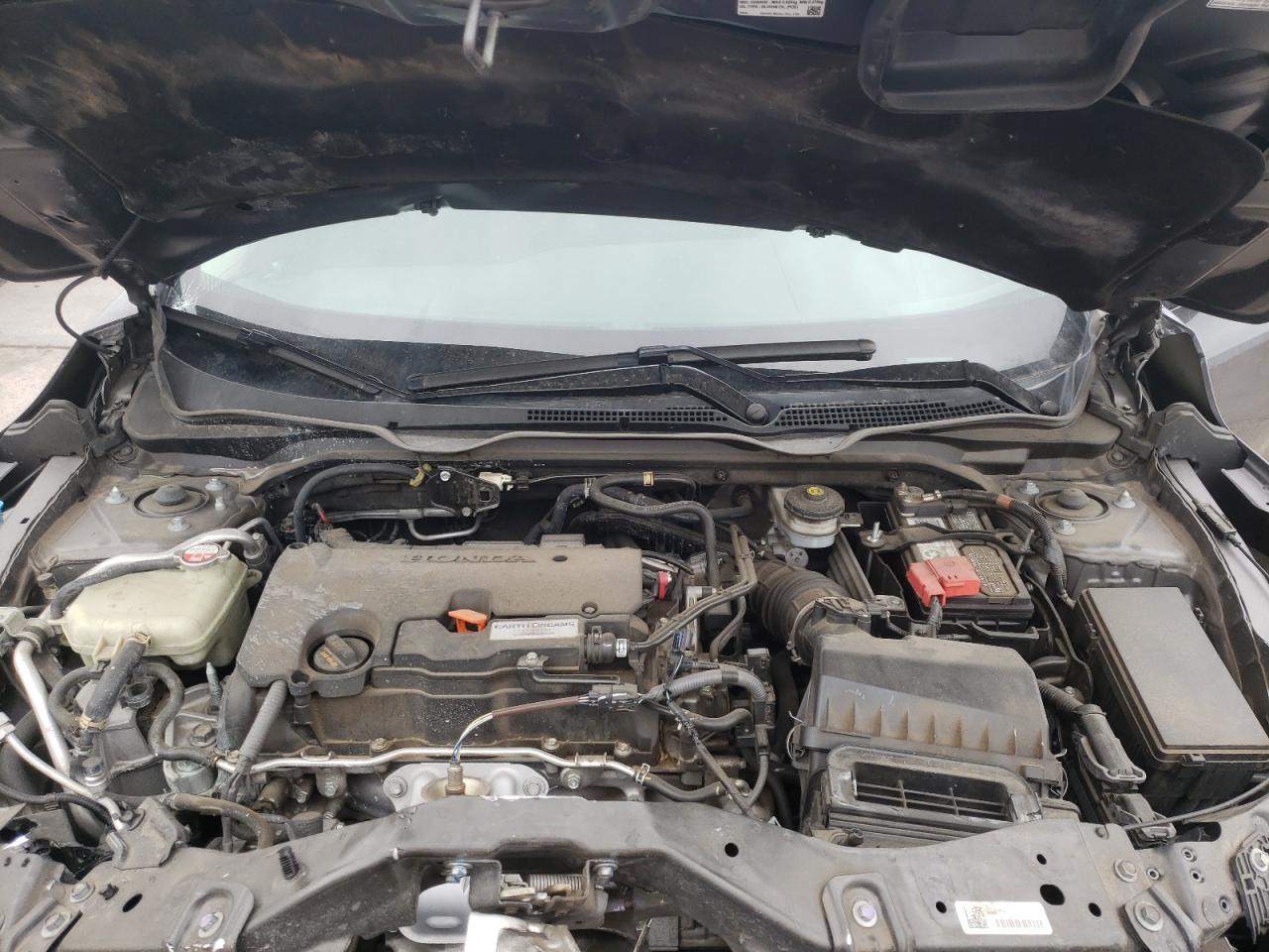 Photo 7 from auction – 2016 HONDA CIVIC LX with VIN 19XFC2F59GE081887