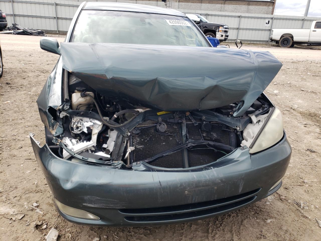 Photo 9 from auction – 2003 TOYOTA CAMRY LE with VIN 4T1BE32K03U752977