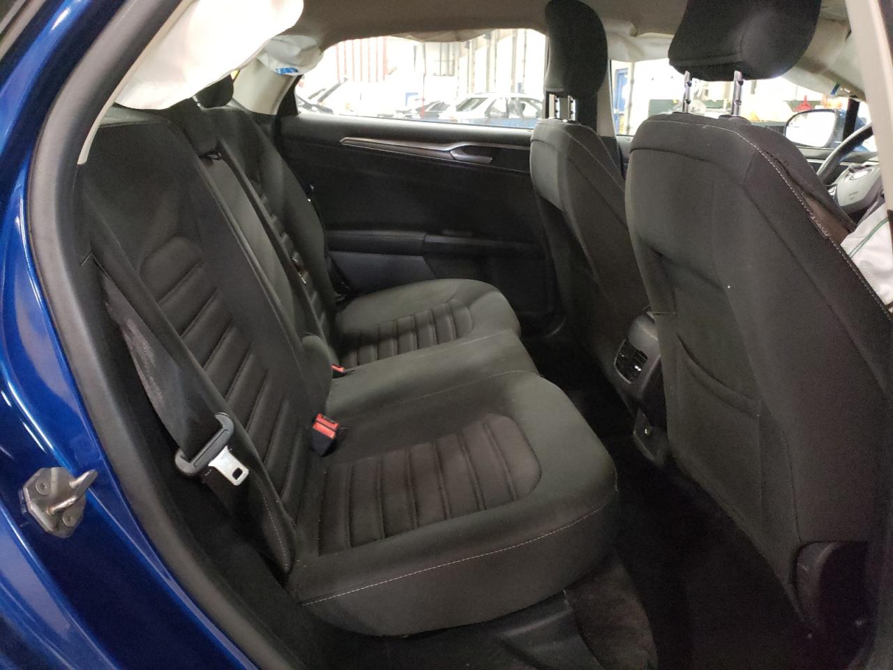Photo 6 from auction – 2017 FORD FUSION SE with VIN 3FA6P0HD6HR252642