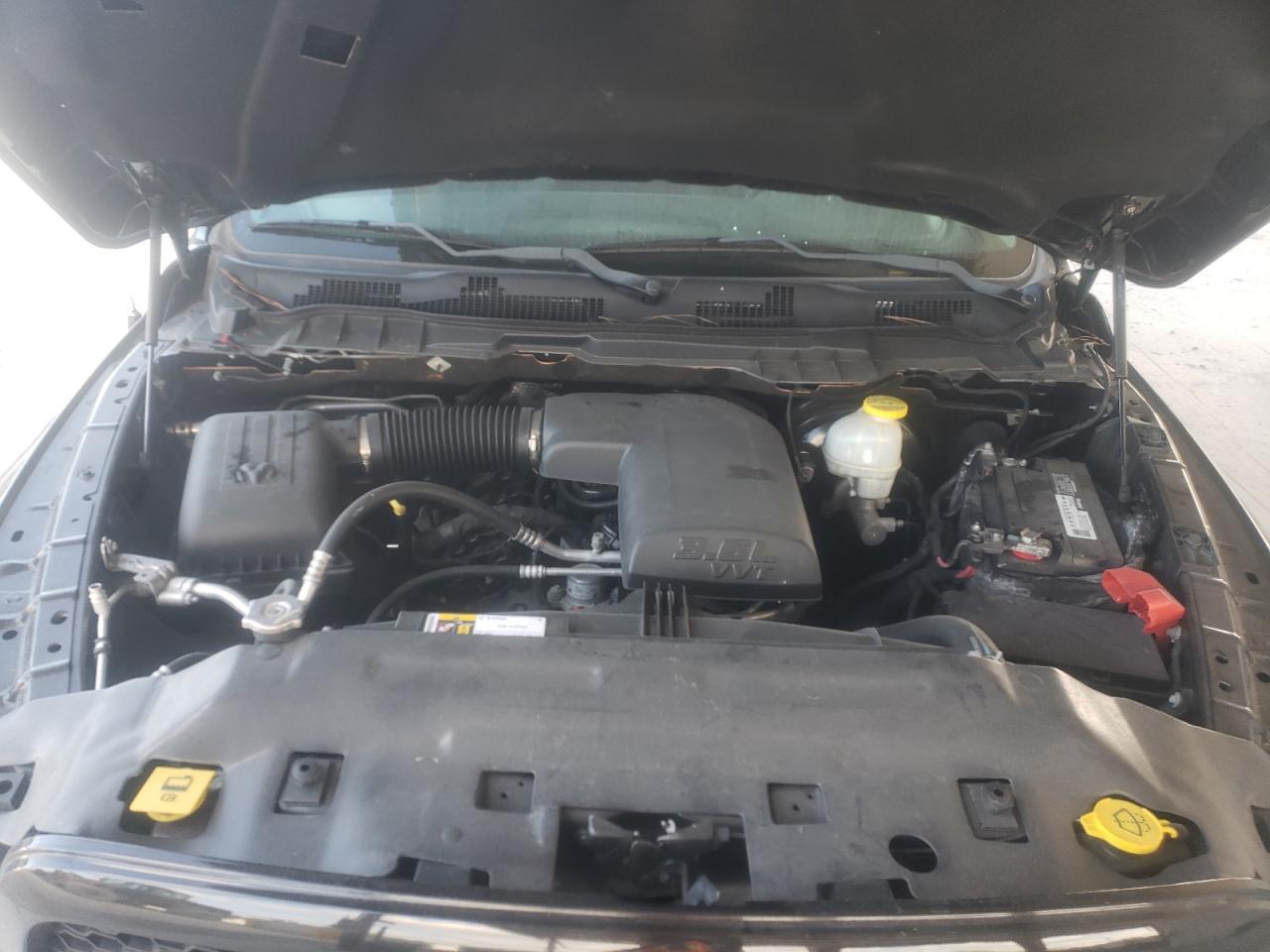 Photo 7 from auction – 2017 RAM 1500 ST with VIN 1C6RR6FGXHS629650