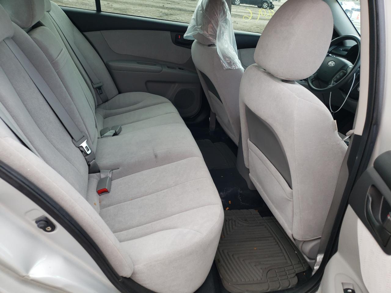 Photo 6 from auction – 2009 KIA OPTIMA LX with VIN KNAGE228795366064
