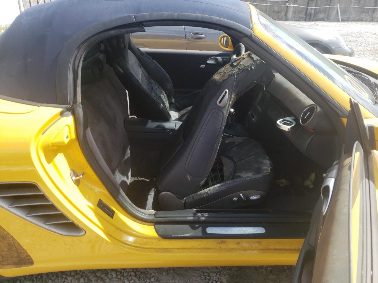 Photo 5 from auction – 2005 PORSCHE BOXSTER S with VIN WP0CB29805U732107
