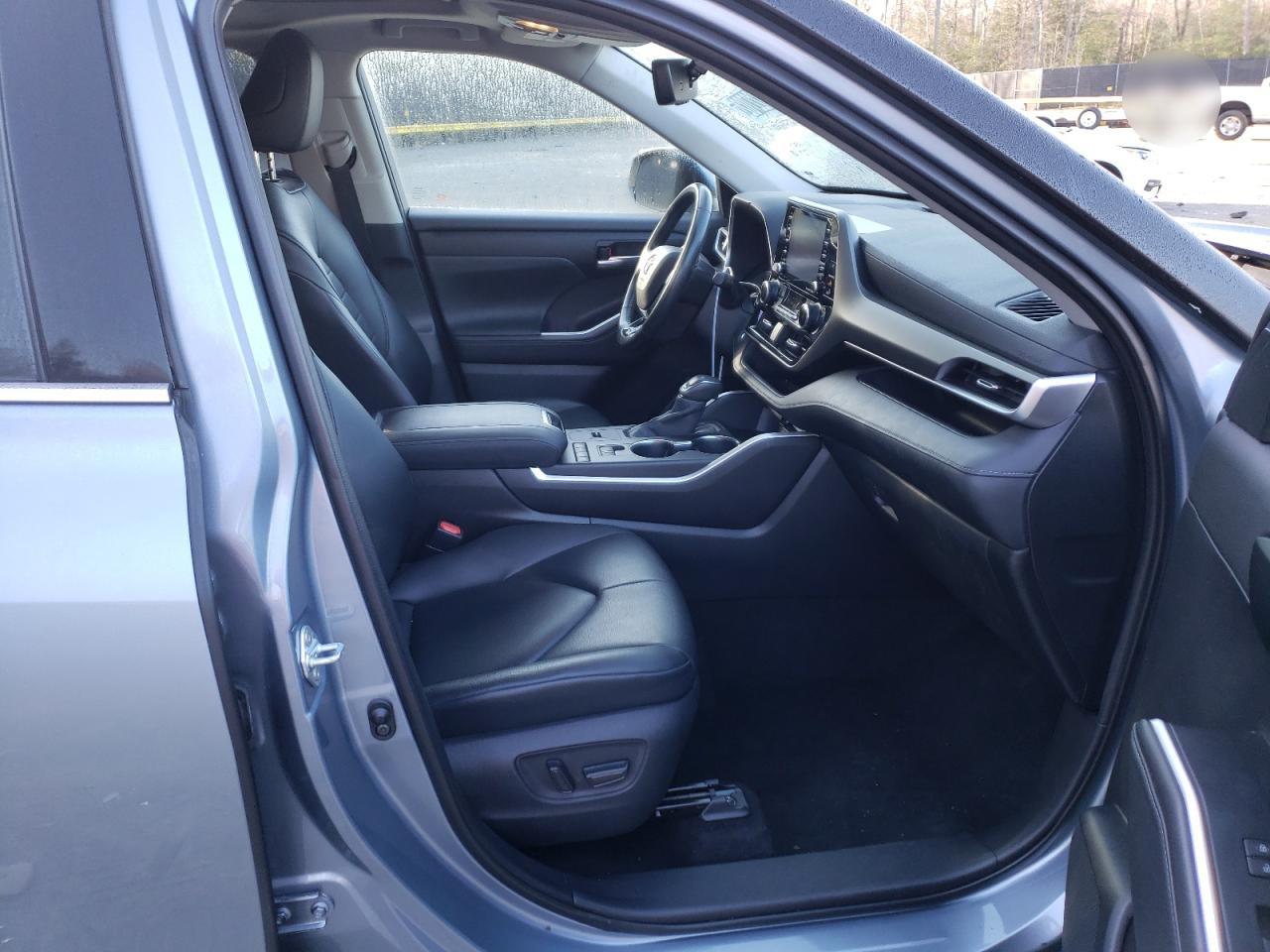 Photo 5 from auction – 2020 TOYOTA HIGHLANDER with VIN 5TDGZRAH9LS010041