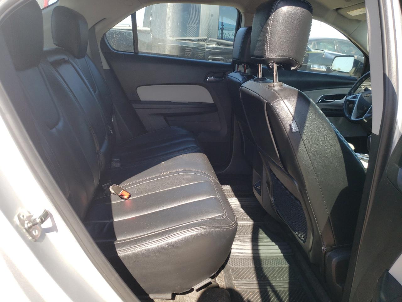 Photo 6 from auction – 2011 CHEVROLET EQUINOX LS with VIN 2CNFLCEC7B6423637