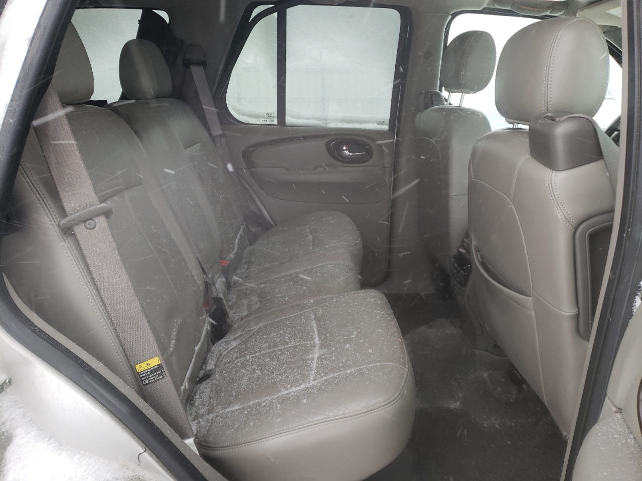 Photo 6 from auction – 2004 BUICK RAINIER CX with VIN 5GAET13P942256497
