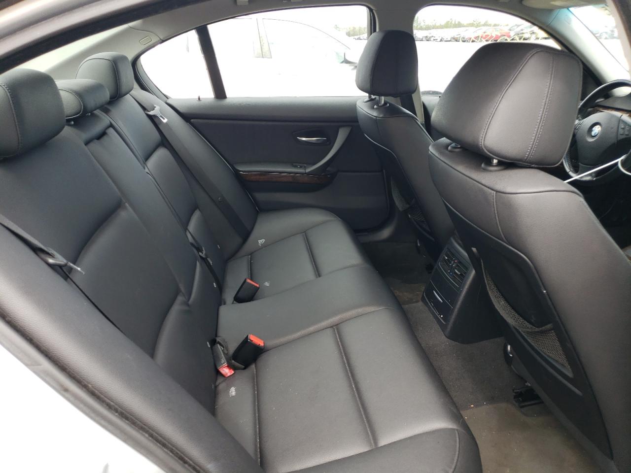 Photo 6 from auction – 2007 BMW 328 I with VIN WBAVA33597PV64725