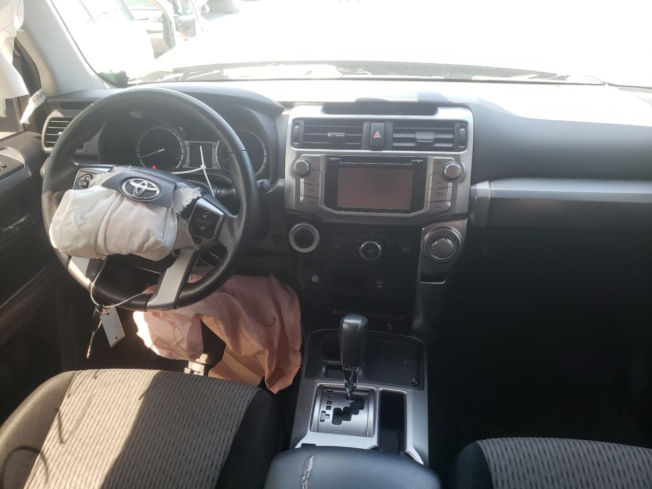 Zdjęcie 9 z aukcji – 2014 TOYOTA 4RUNNER SR z VIN JTEZU5JR7E5068338