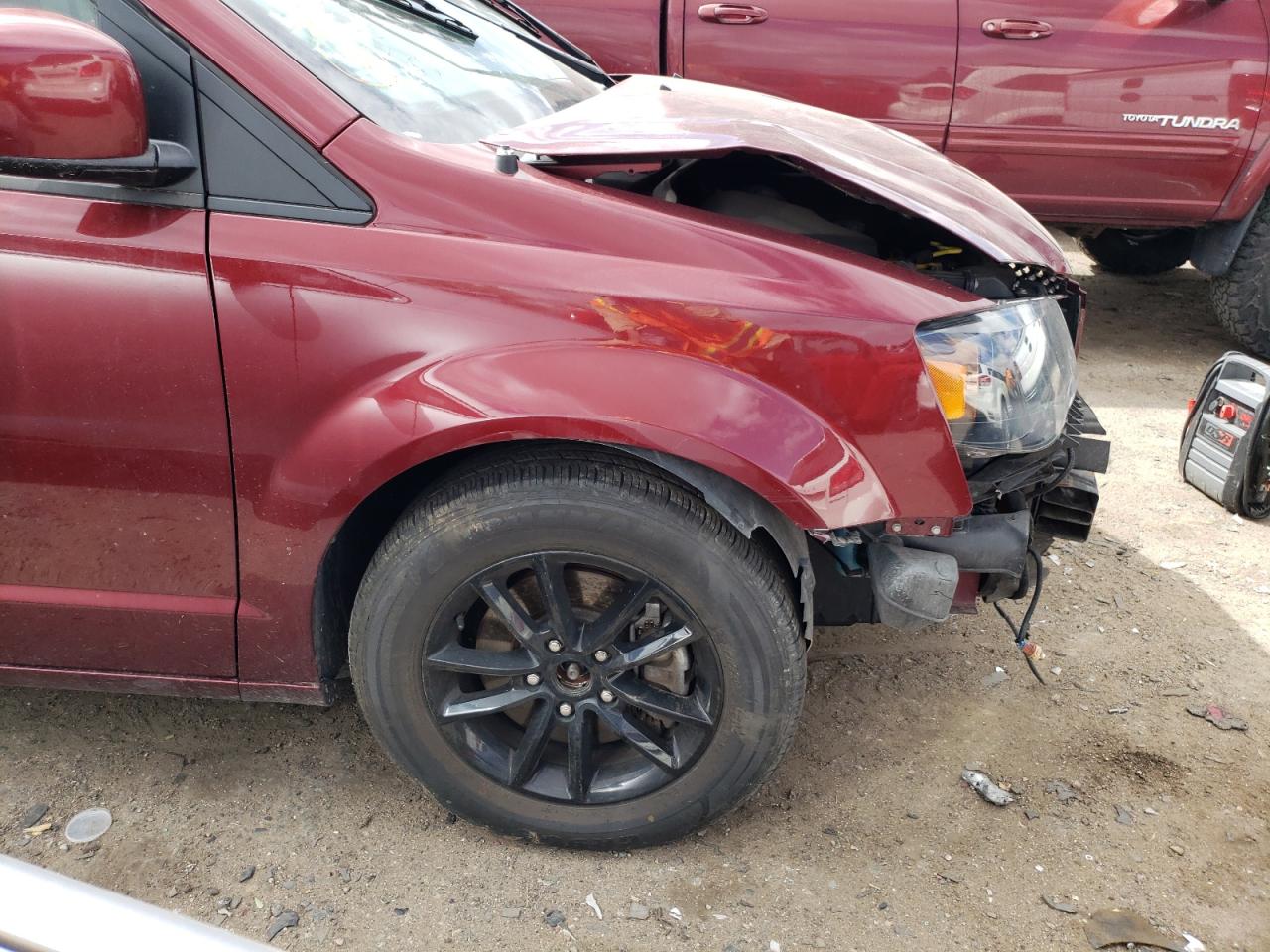 Photo 9 from auction – 2019 DODGE GRAND CARA with VIN 2C4RDGEG5KR769077