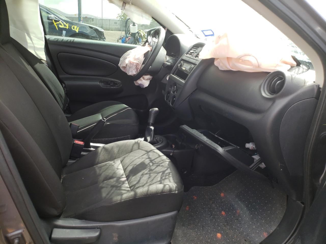 Photo 5 from auction – 2017 NISSAN VERSA S with VIN 3N1CN7APXHL842283