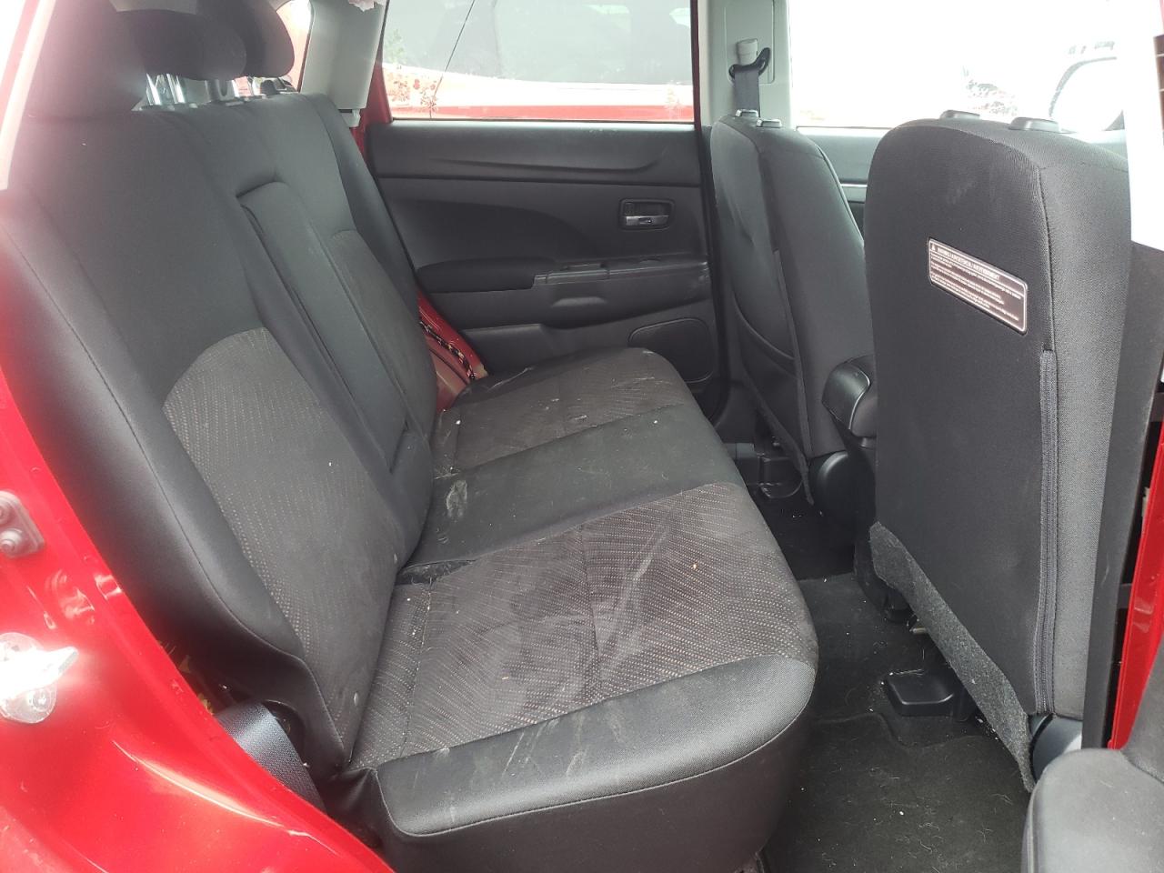 Photo 6 from auction – 2014 MITSUBISHI OUTLANDER with VIN 4A4AR4AU6EE018752