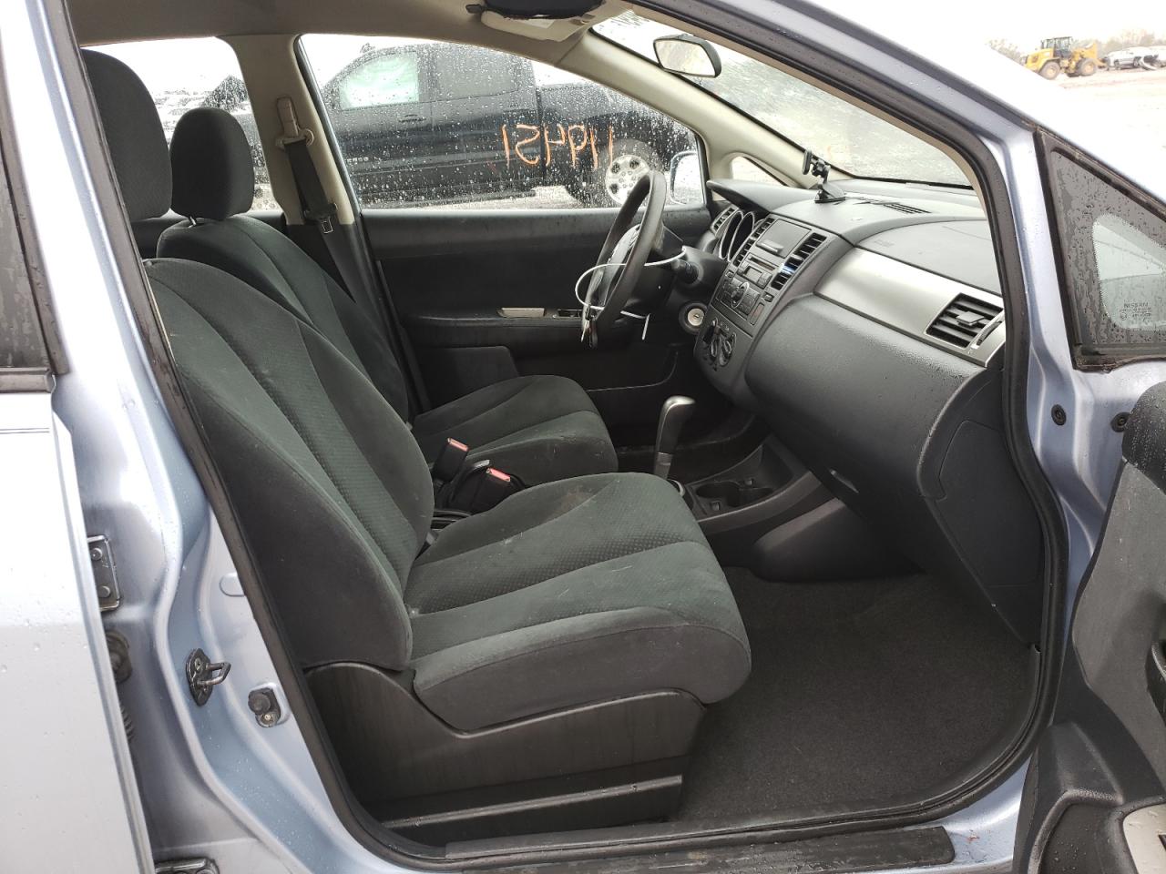 Photo 5 from auction – 2011 NISSAN VERSA S with VIN 3N1BC1CP0BL411471