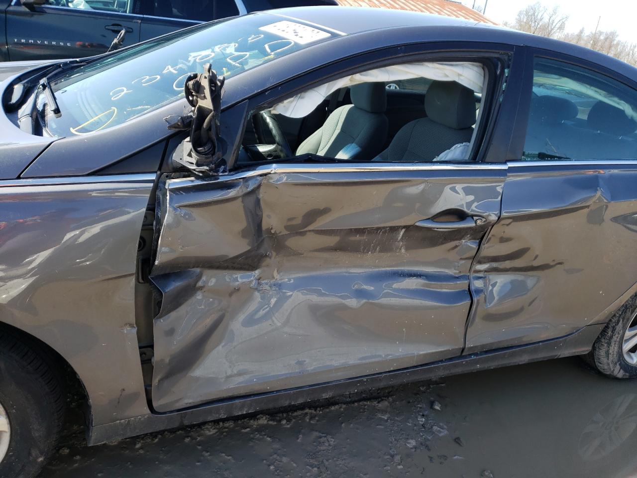 Photo 9 from auction – 2011 HYUNDAI SONATA GLS with VIN 5NPEB4AC7BH234853