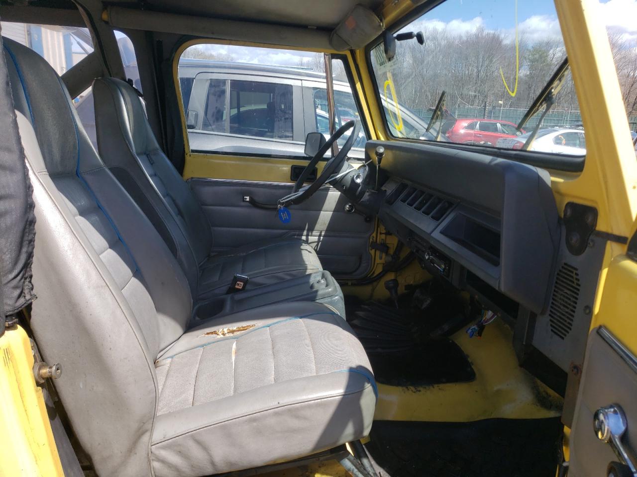 Photo 5 from auction – 1990 JEEP WRANGLER / with VIN 2J4FY39T0LJ517352