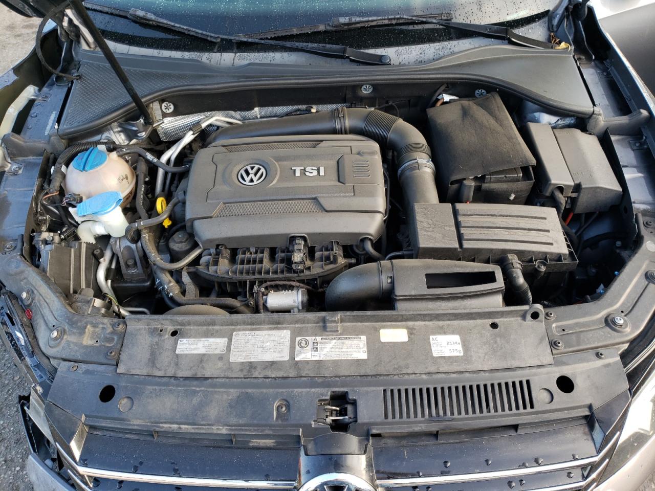 Photo 7 from auction – 2014 VOLKSWAGEN PASSAT SE with VIN 1VWBT7A38EC050116
