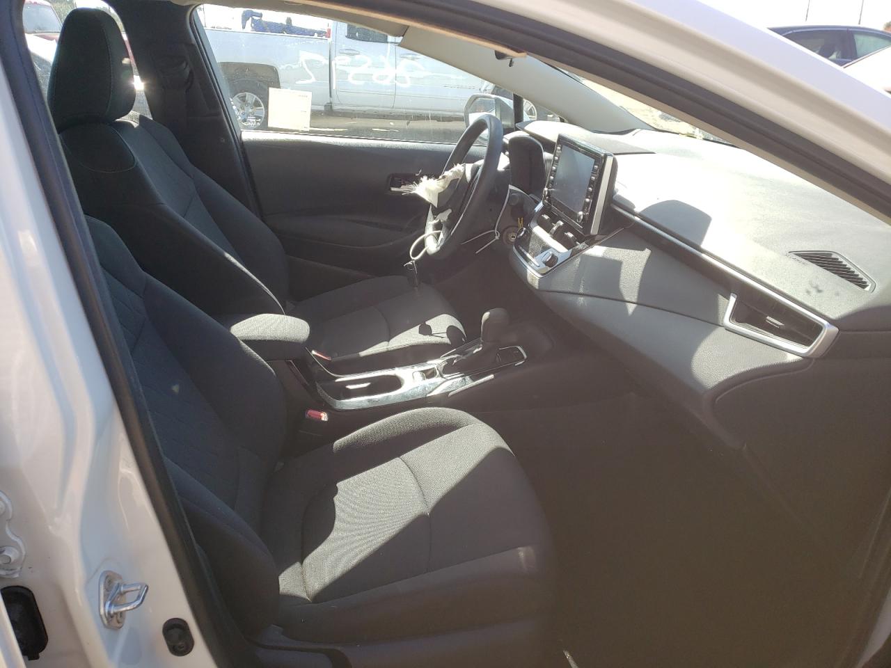 Фото 5 с аукциона – 2020 TOYOTA COROLLA LE с VIN 5YFEPRAE8LP026100