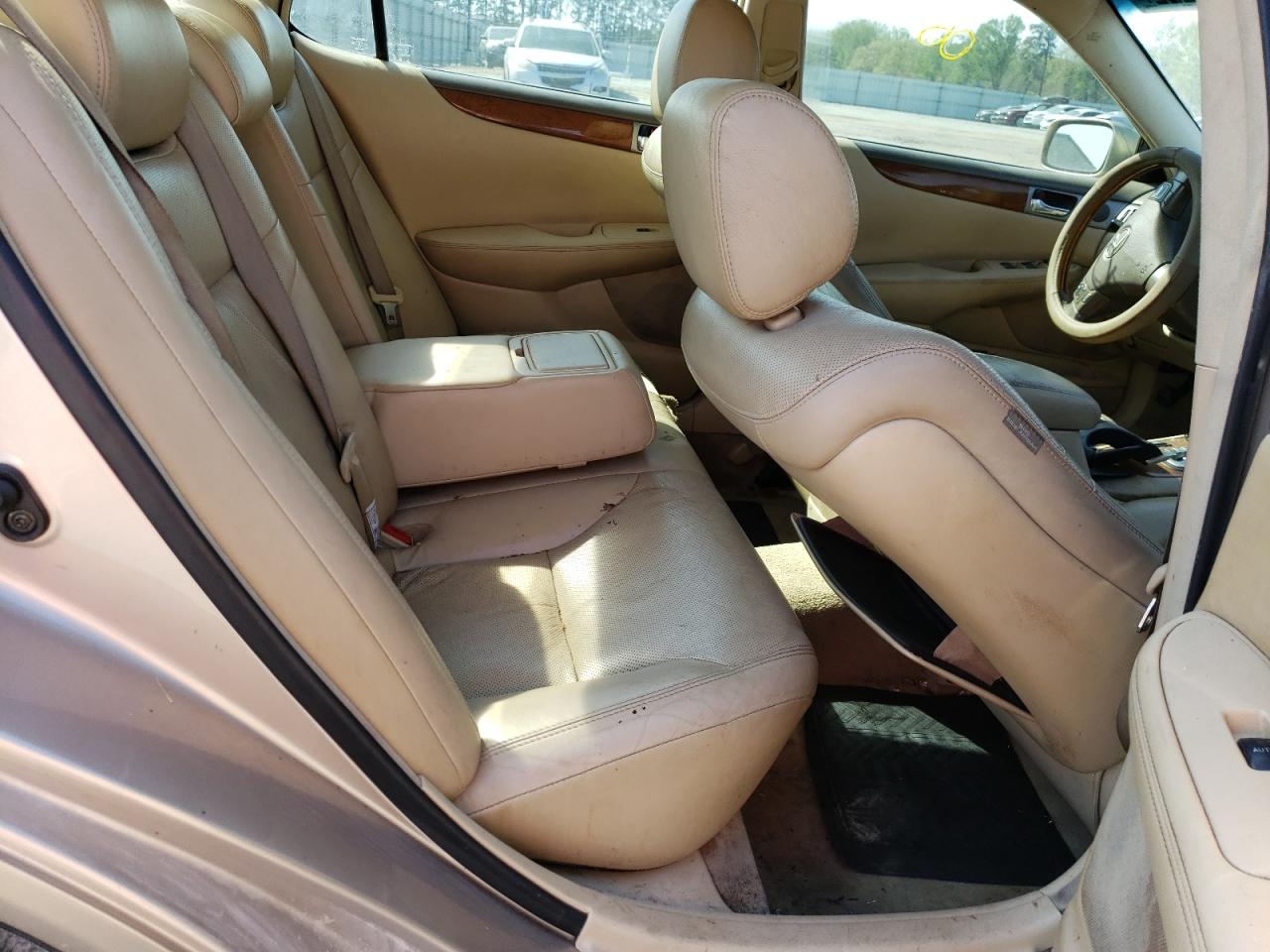 Photo 6 from auction – 2005 LEXUS ES 330 with VIN JTHBA30G155092815