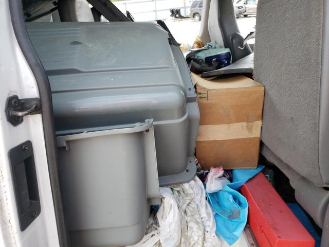 Photo 6 from auction – 2004 FORD ECONOLINE with VIN 1FBSS31L04HA67688