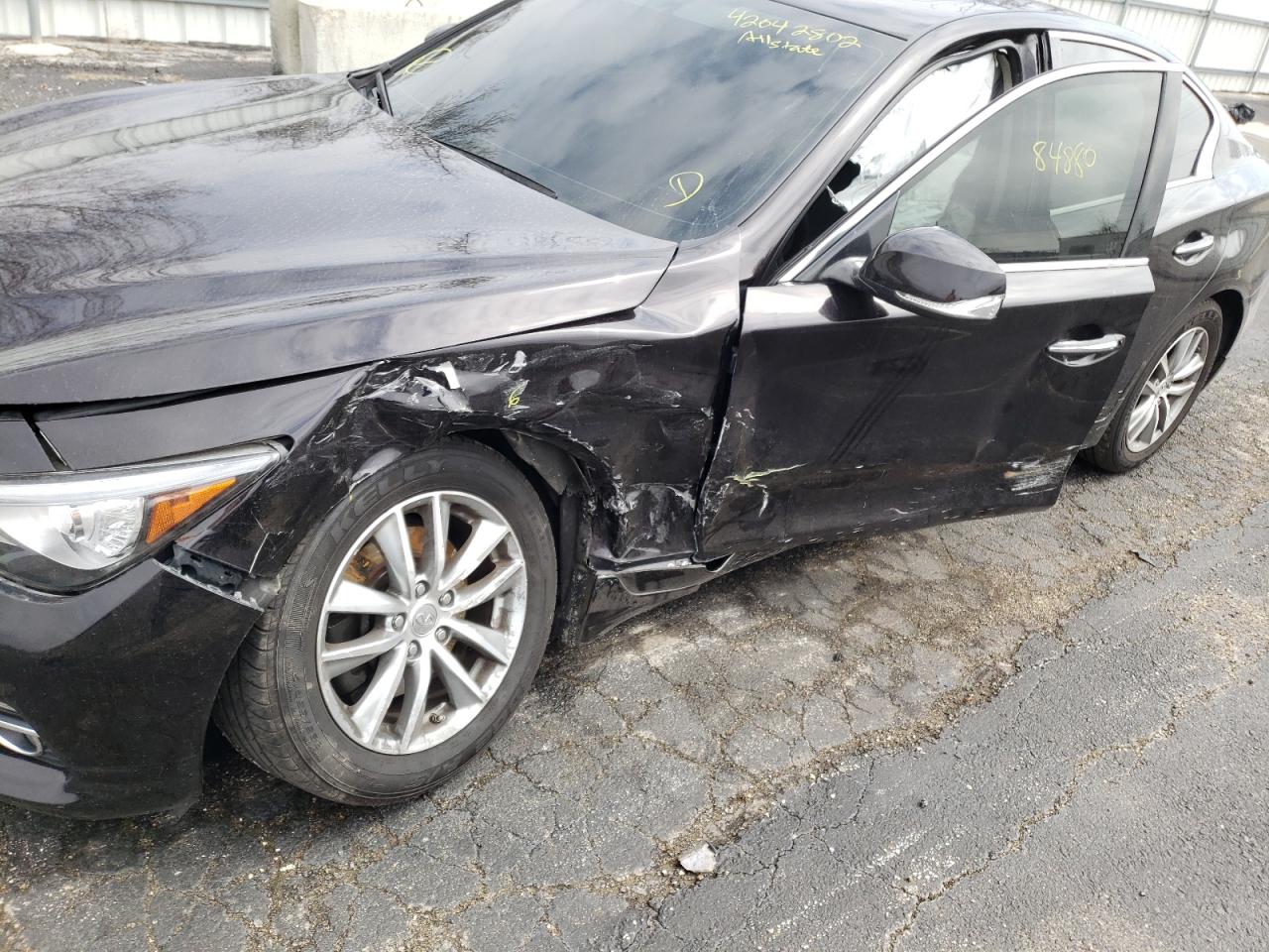 Photo 9 from auction – 2014 INFINITI Q50 BASE with VIN JN1BV7AR9EM690401