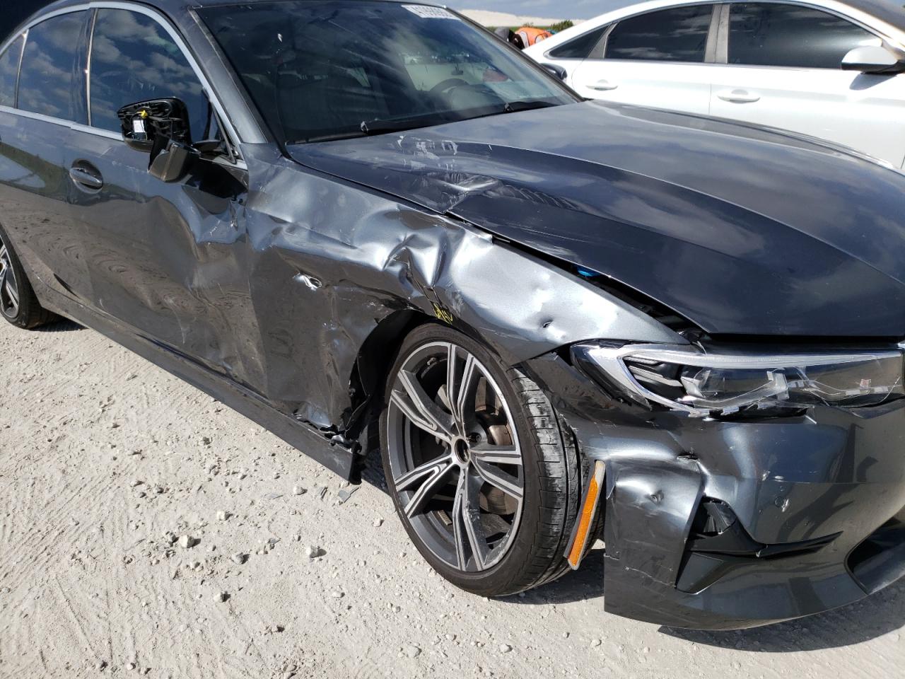 Photo 9 from auction – 2021 BMW 330I with VIN 3MW5R1J07M8B66962