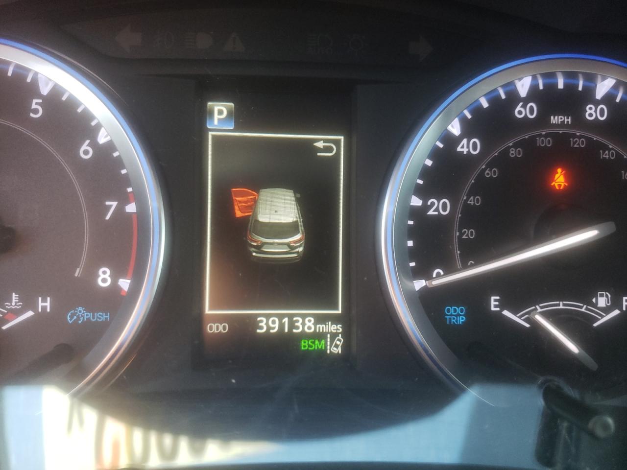 Photo 8 from auction – 2019 TOYOTA HIGHLANDER with VIN 5TDJZRFH2KS615404