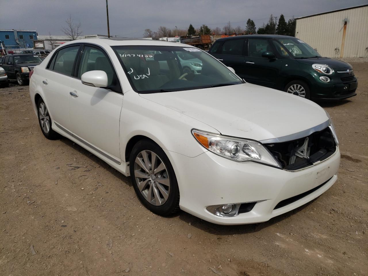 TOYOTA AVALON BAS 2011 con VIN 4T1BK3DB2BU431351 - Foto de la subasta