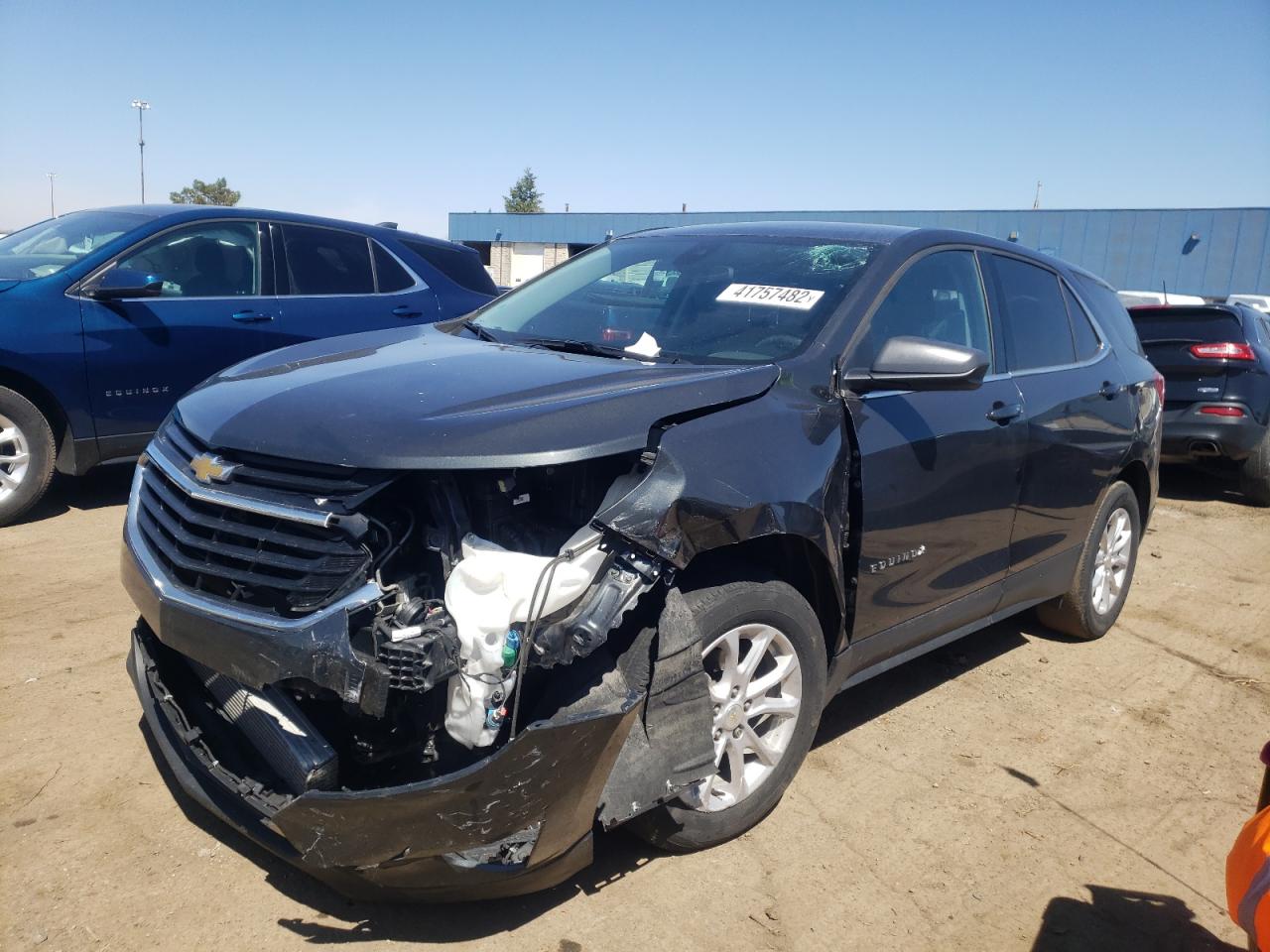 Photo 2 from auction – 2020 CHEVROLET EQUINOX LT with VIN 3GNAXJEV5LS522234