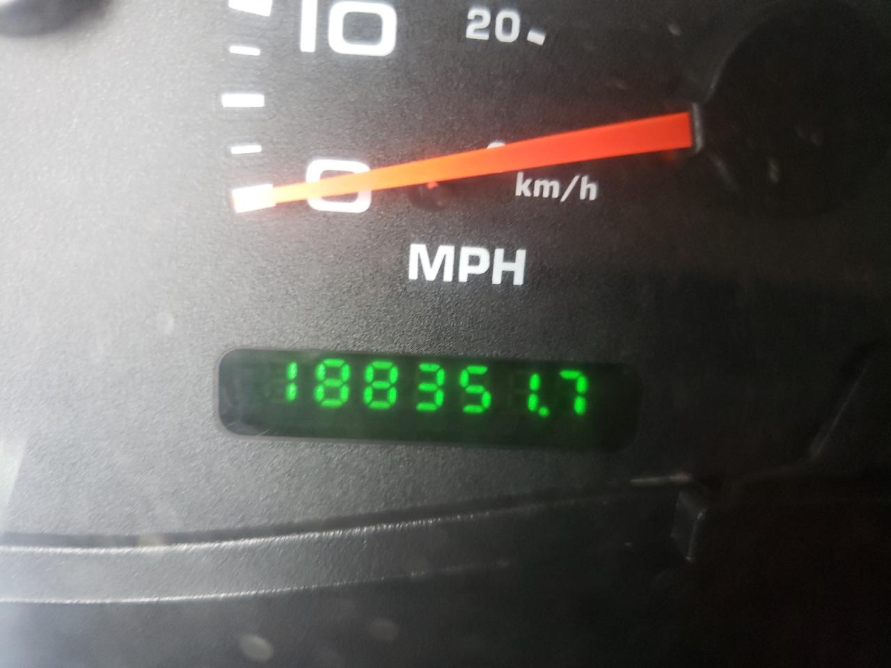 Photo 8 from auction – 2003 FORD F250 SUPER with VIN 1FTNX20LX3EB16370