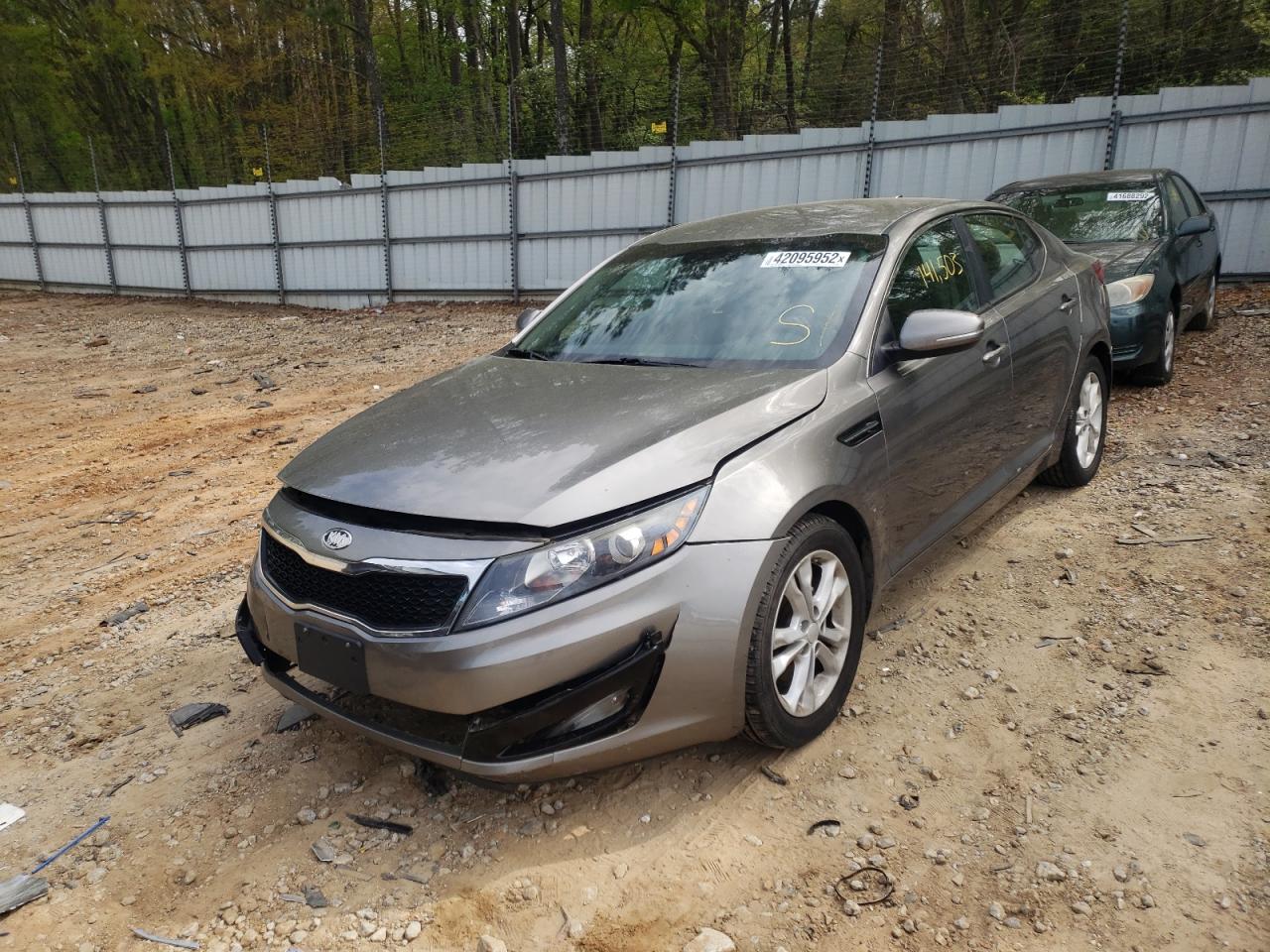 Photo 2 from auction – 2012 KIA OPTIMA LX with VIN 5XXGM4A78CG069057