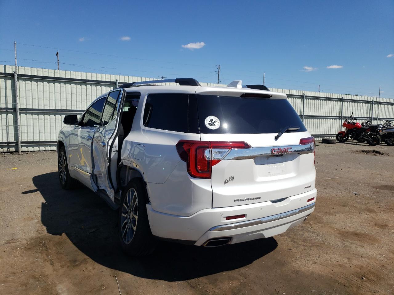Photo 3 from auction – 2021 GMC ACADIA DEN with VIN 1GKKNXLS3MZ185618