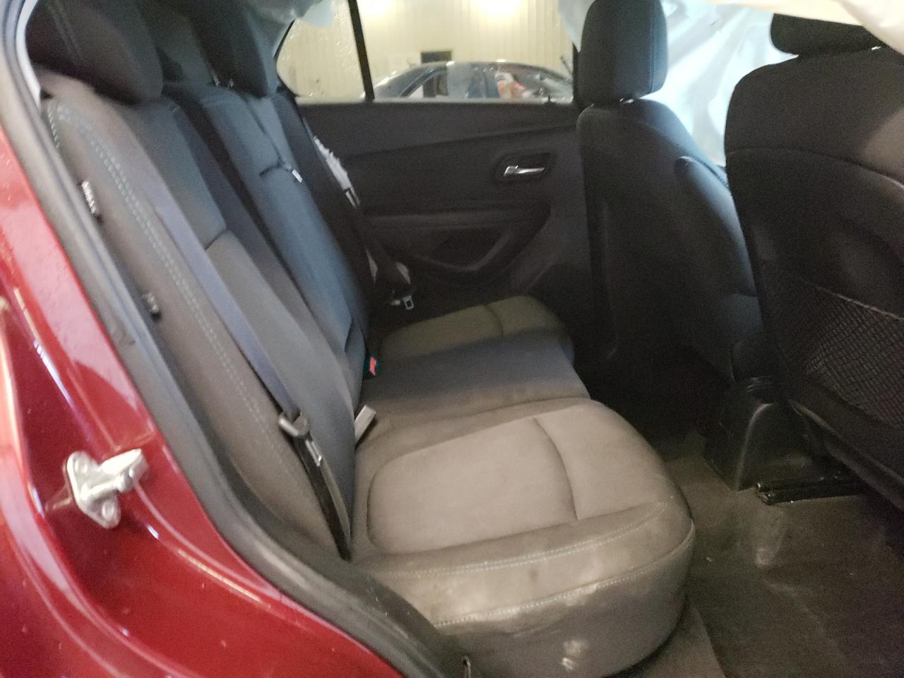 Photo 6 from auction – 2016 CHEVROLET TRAX 1LT with VIN 3GNCJLSB1GL136264
