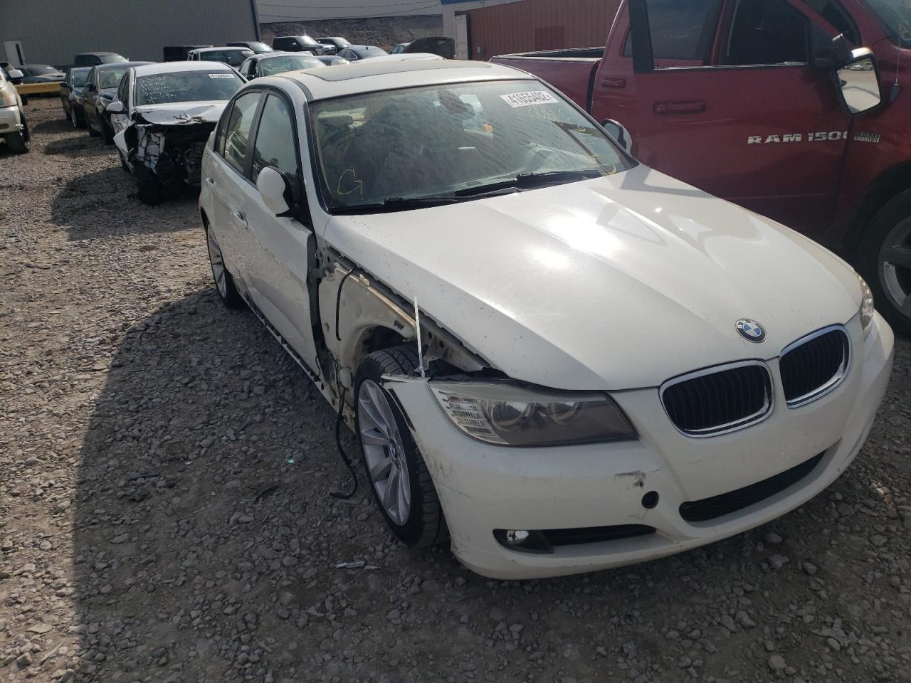 BMW 328 I 2011 with VIN WBAPH7G55BNM57679 - Photo from auction