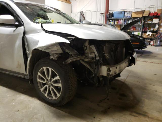Photo 10 from auction – 2013 NISSAN PATHFINDER with VIN 5N1AR2MM1DC617362