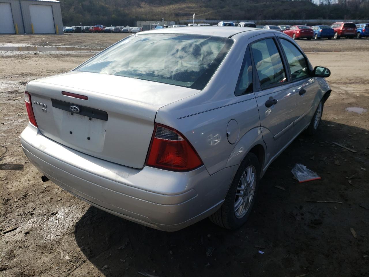 Photo 4 from auction – 2007 FORD FOCUS ZX4 with VIN 1FAFP34N67W330168
