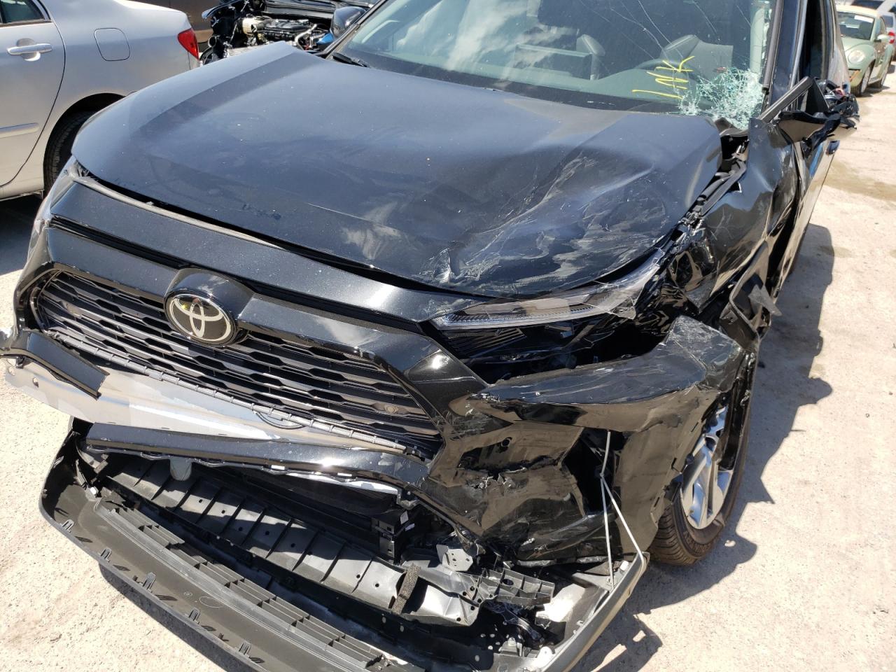 Photo 9 from auction – 2022 TOYOTA RAV4 with VIN 2T3Y1RFV9NW189337