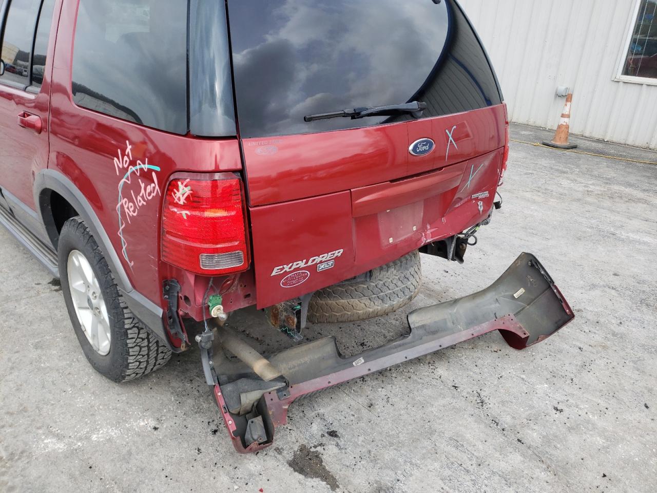 Photo 9 from auction – 2005 FORD EXPLORER X with VIN 1FMZU73W55ZA05794