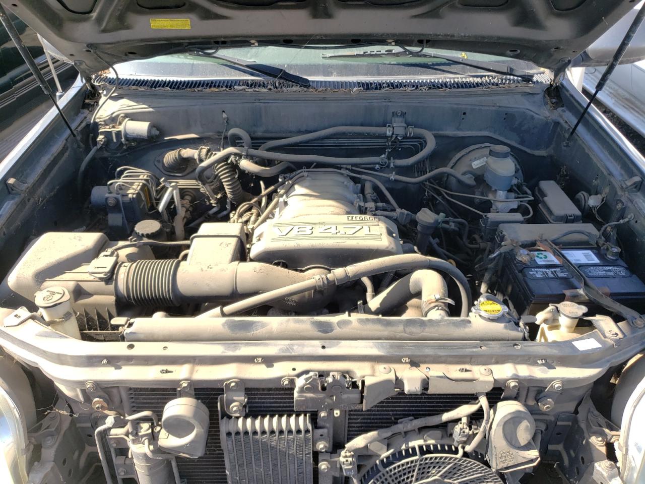Photo 7 from auction – 2004 TOYOTA SEQUOIA SR with VIN 5TDZT34A24S235196
