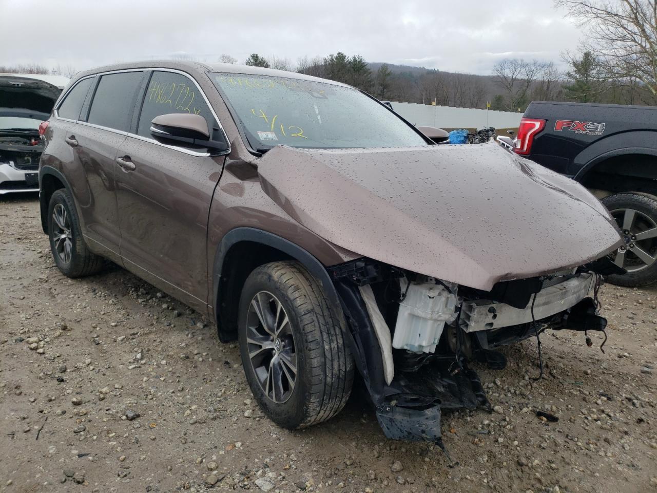 TOYOTA HIGHLANDER 2018 с VIN 5TDBZRFHXJS824375 - Фото с аукциона