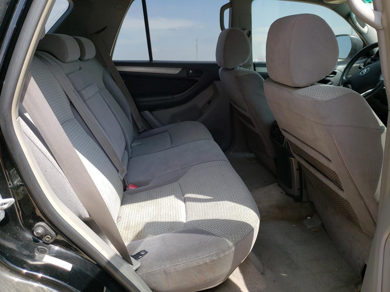Photo 6 from auction – 2003 TOYOTA 4RUNNER SR with VIN JTEBT14R030025253